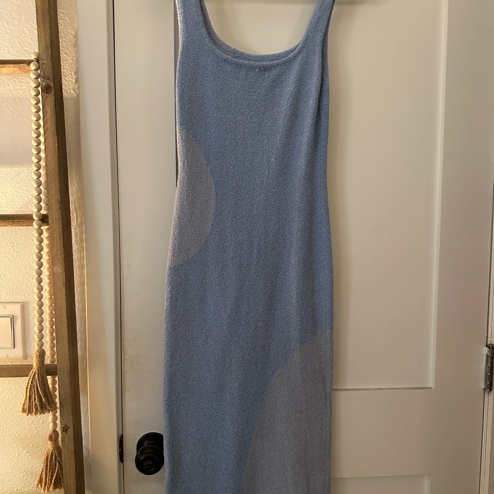 Elegant Blue Sleeveless Dress